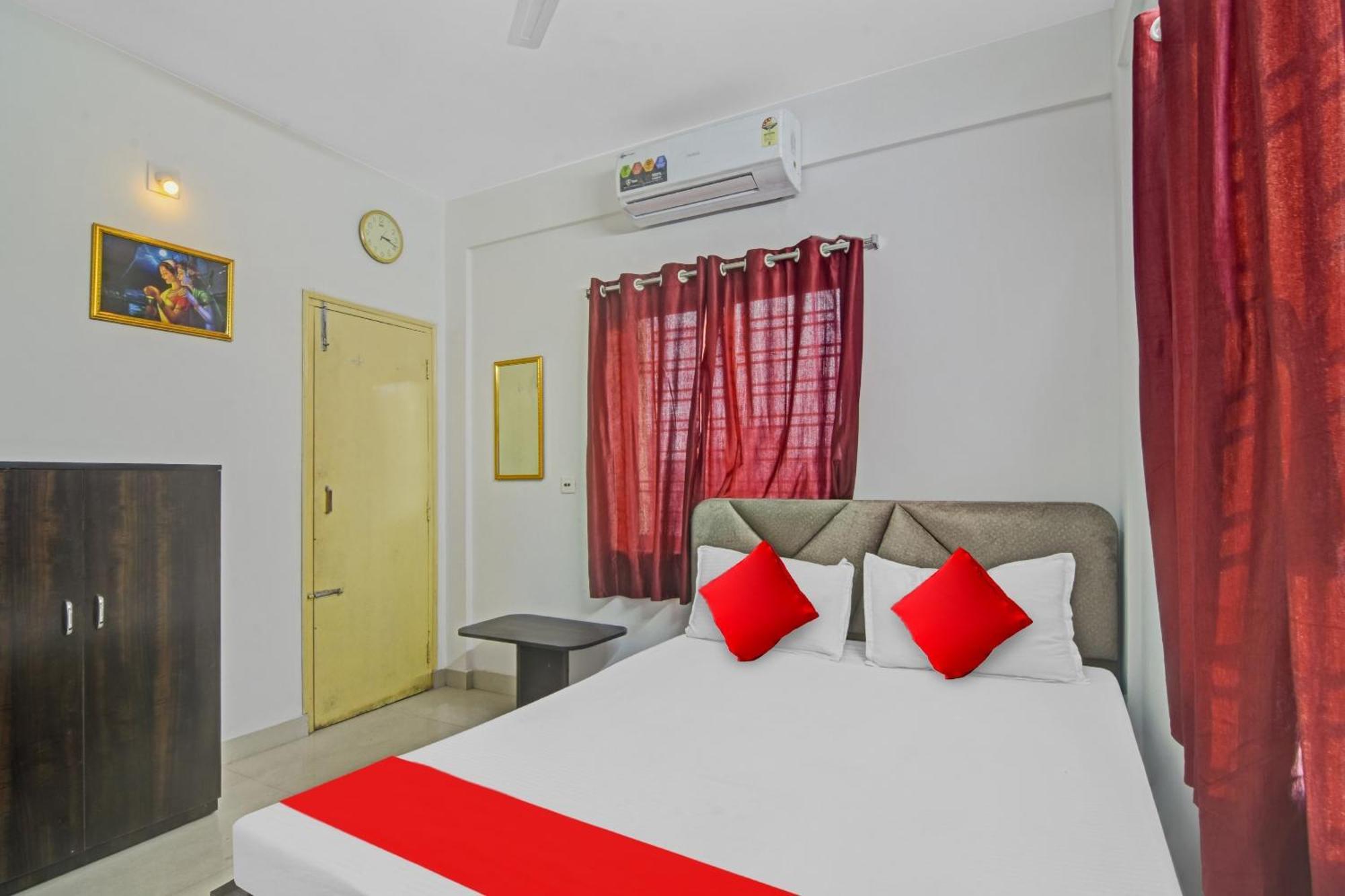Hotel O Royal Residency Kalkutta Kültér fotó